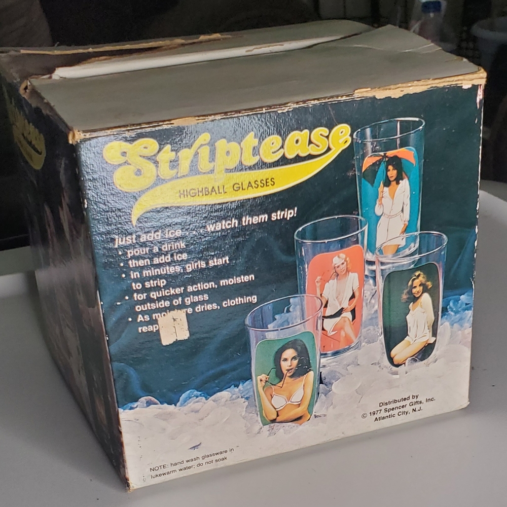 Vintage 1970s Striptease Highball Four Glasses Set InOriginal Box